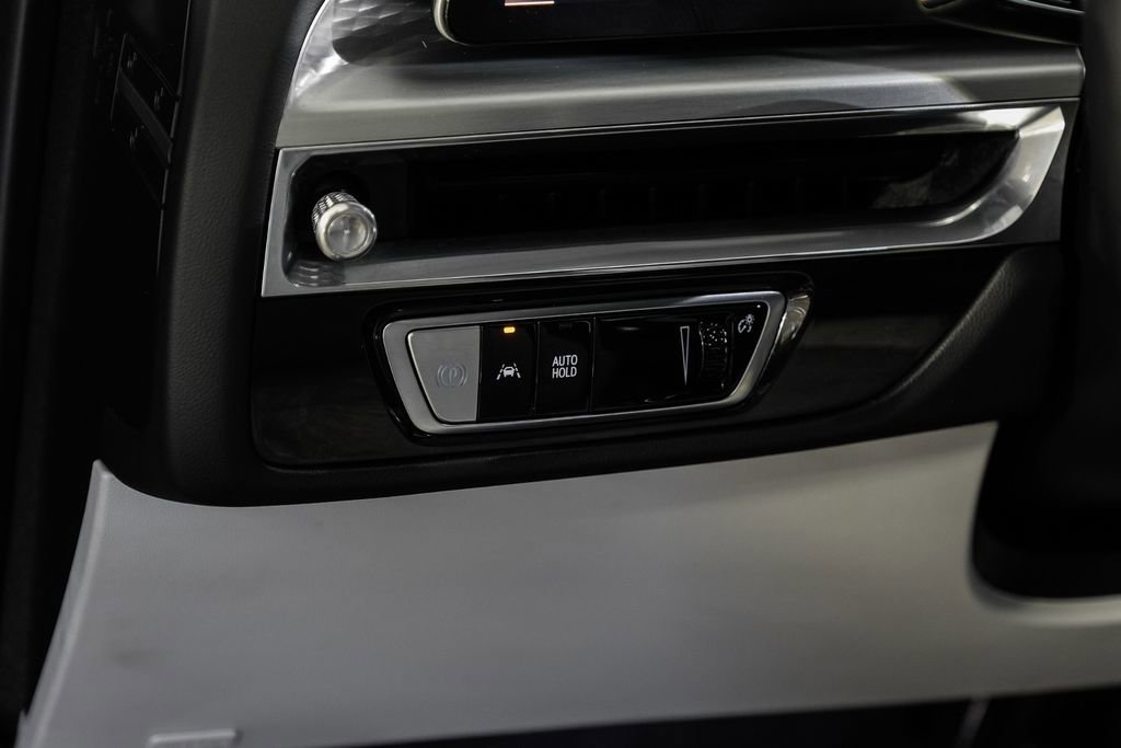 Used 2023 Cadillac Lyriq 2WD image 25