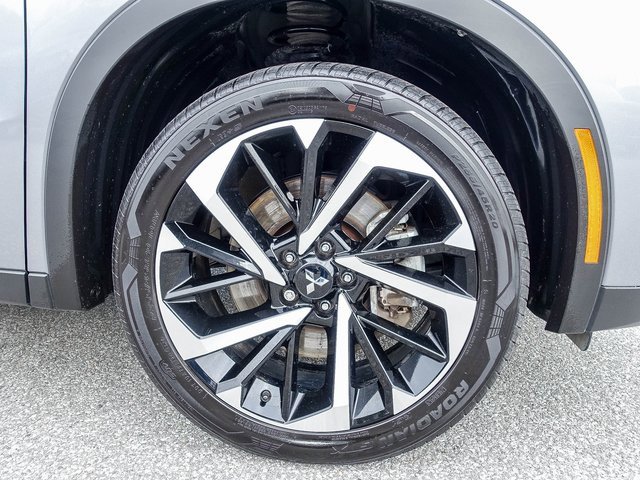 Used 2022 Mitsubishi Outlander SE image 27