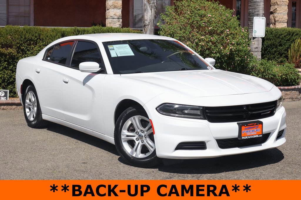 Used 2019 Dodge Charger SXT image 2