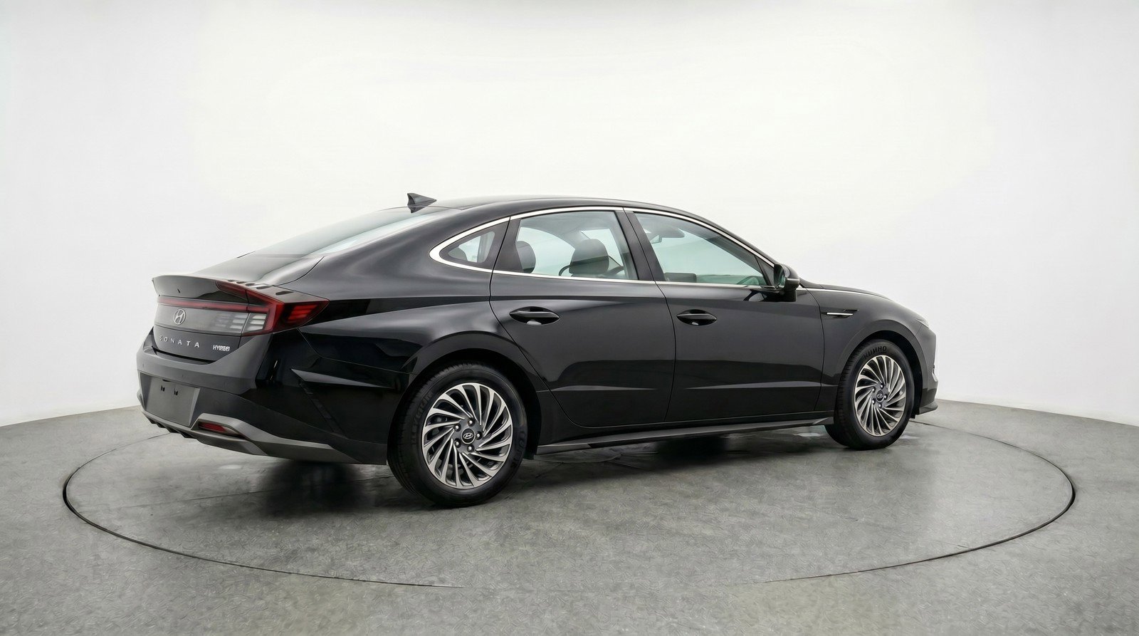 Used 2025 Hyundai Sonata SEL FWD image 7