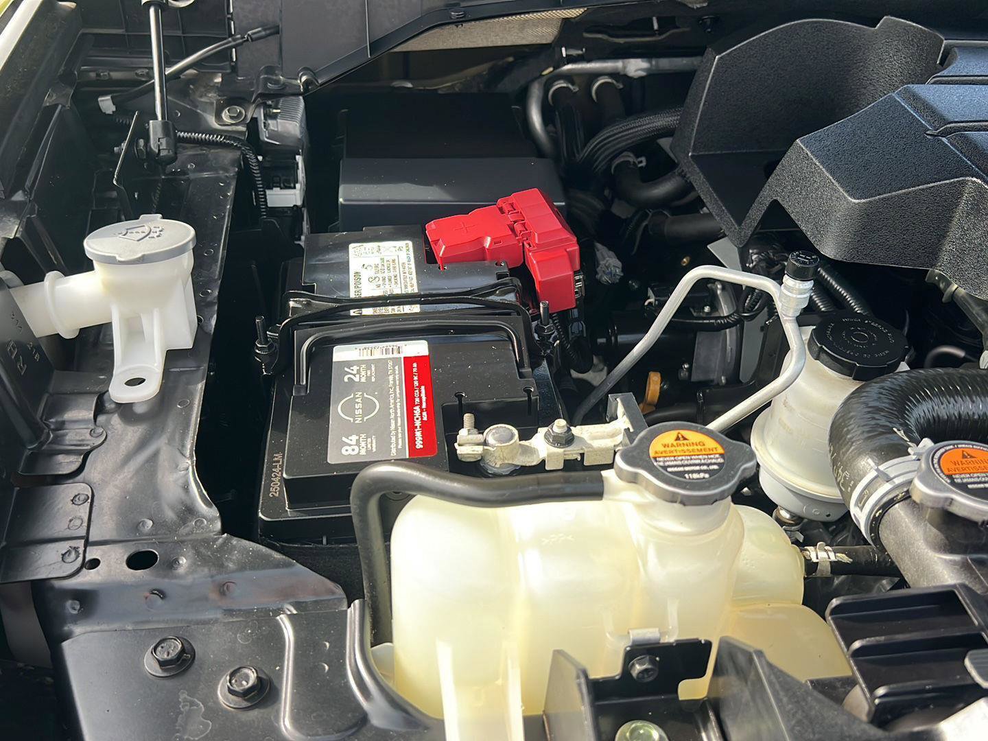 Used 2022 Nissan Titan PRO-4X w/ Pro-4x Convenience Package image 38