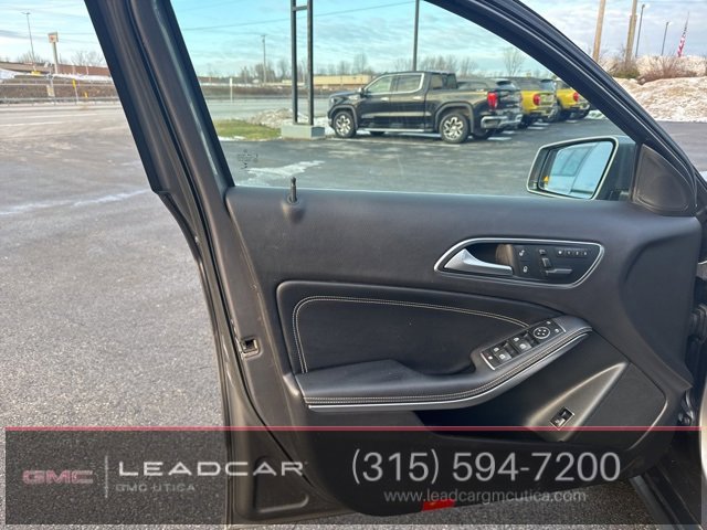 Used 2017 Mercedes-Benz GLA 250 4MATIC image 19