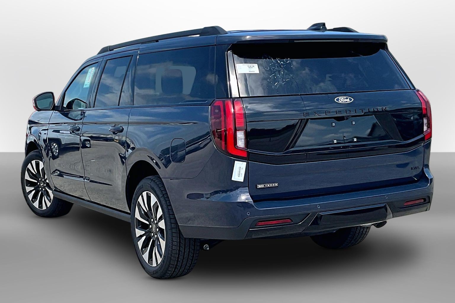 New 2027 Ford Expedition Max Platinum AWD/4WD image 3