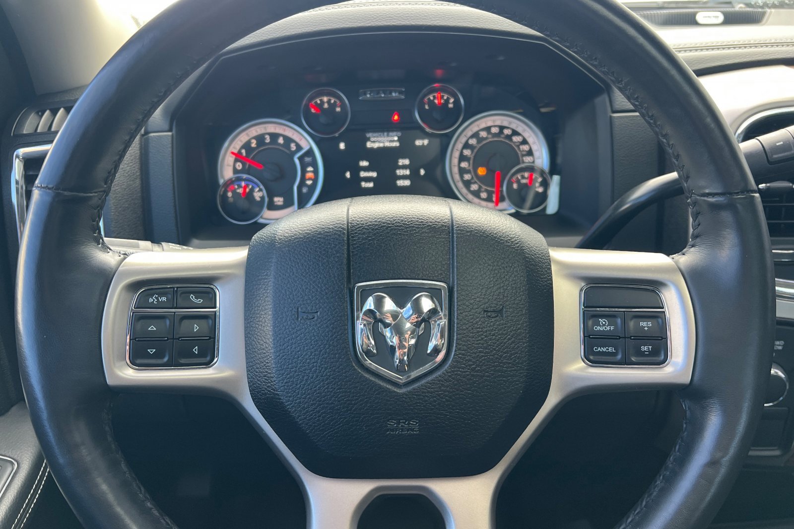 Used 2017 RAM 2500 Laramie image 25