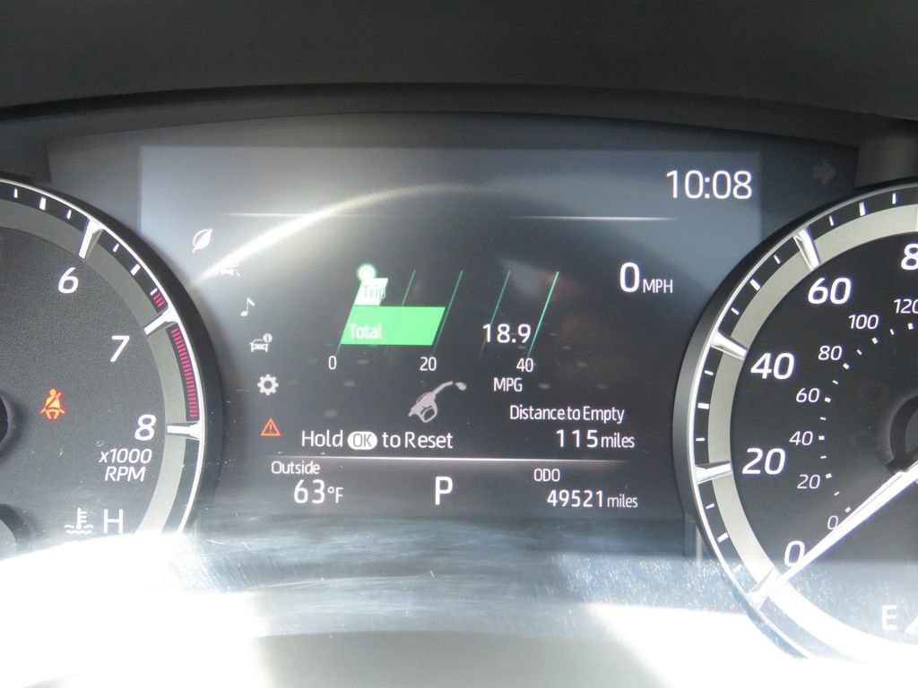 Used 2020 Toyota Highlander XLE AWD/4WD image 23