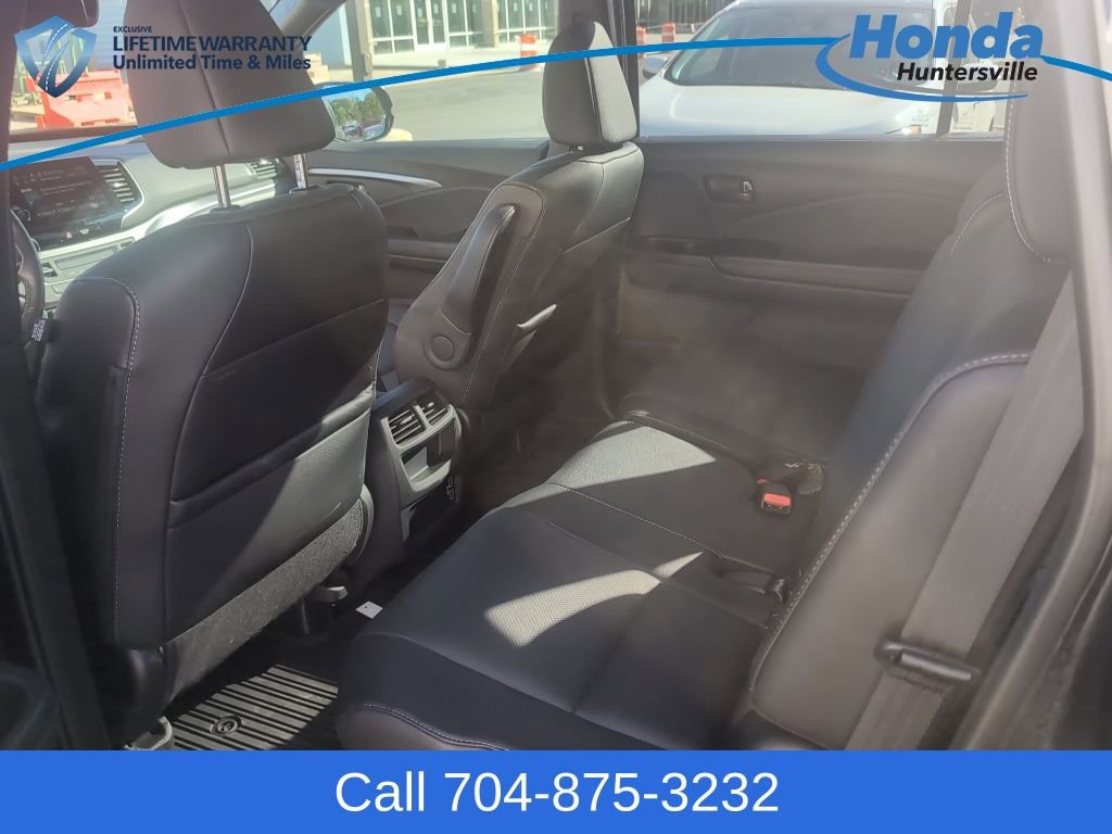Used 2023 Honda Passport EX-L image 15