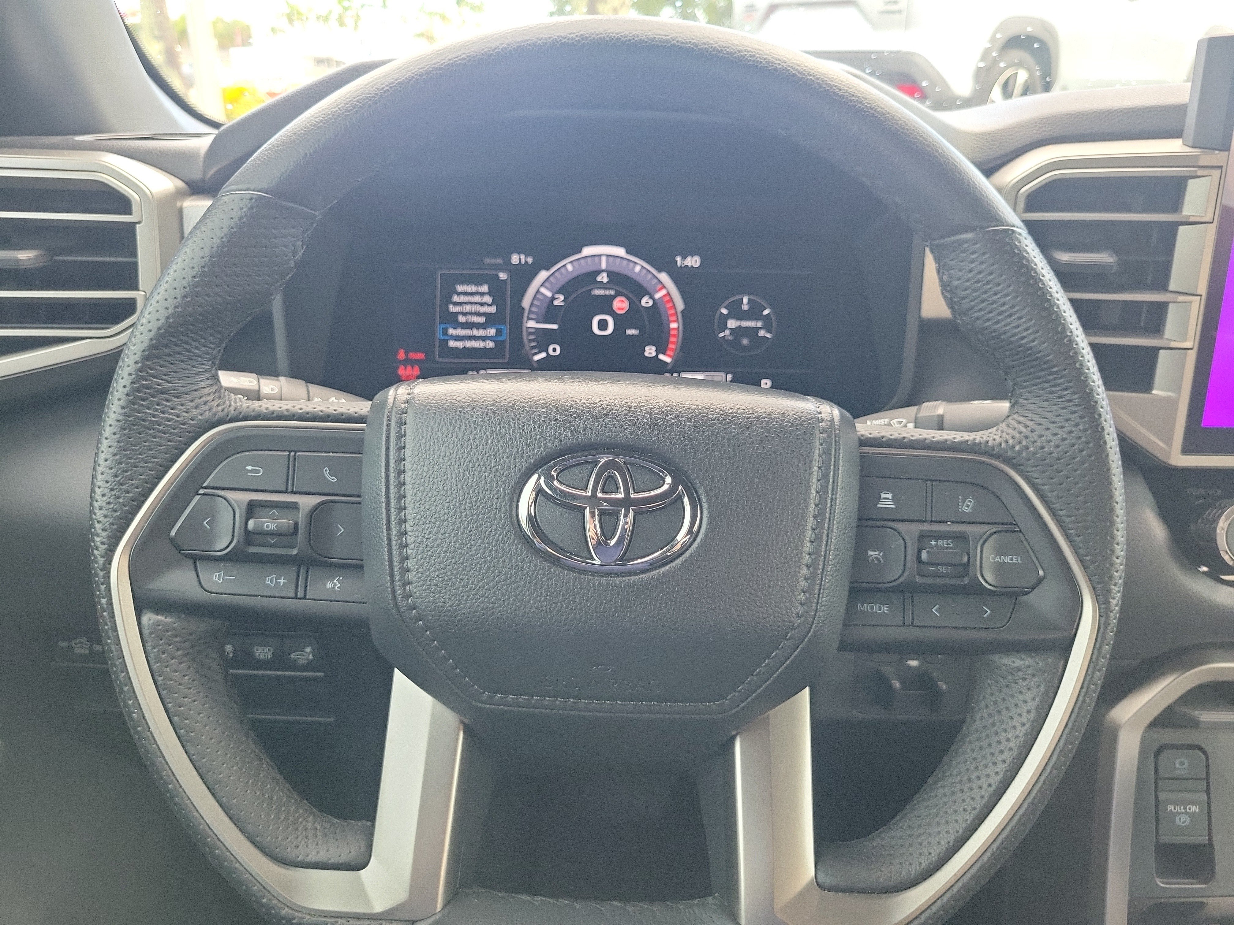Used 2025 Toyota Tundra Limited AWD/4WD image 23