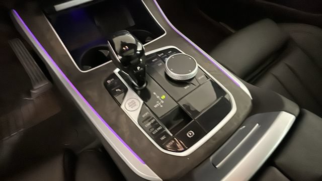 Used 2022 BMW X5 xDrive40i AWD/4WD image 22