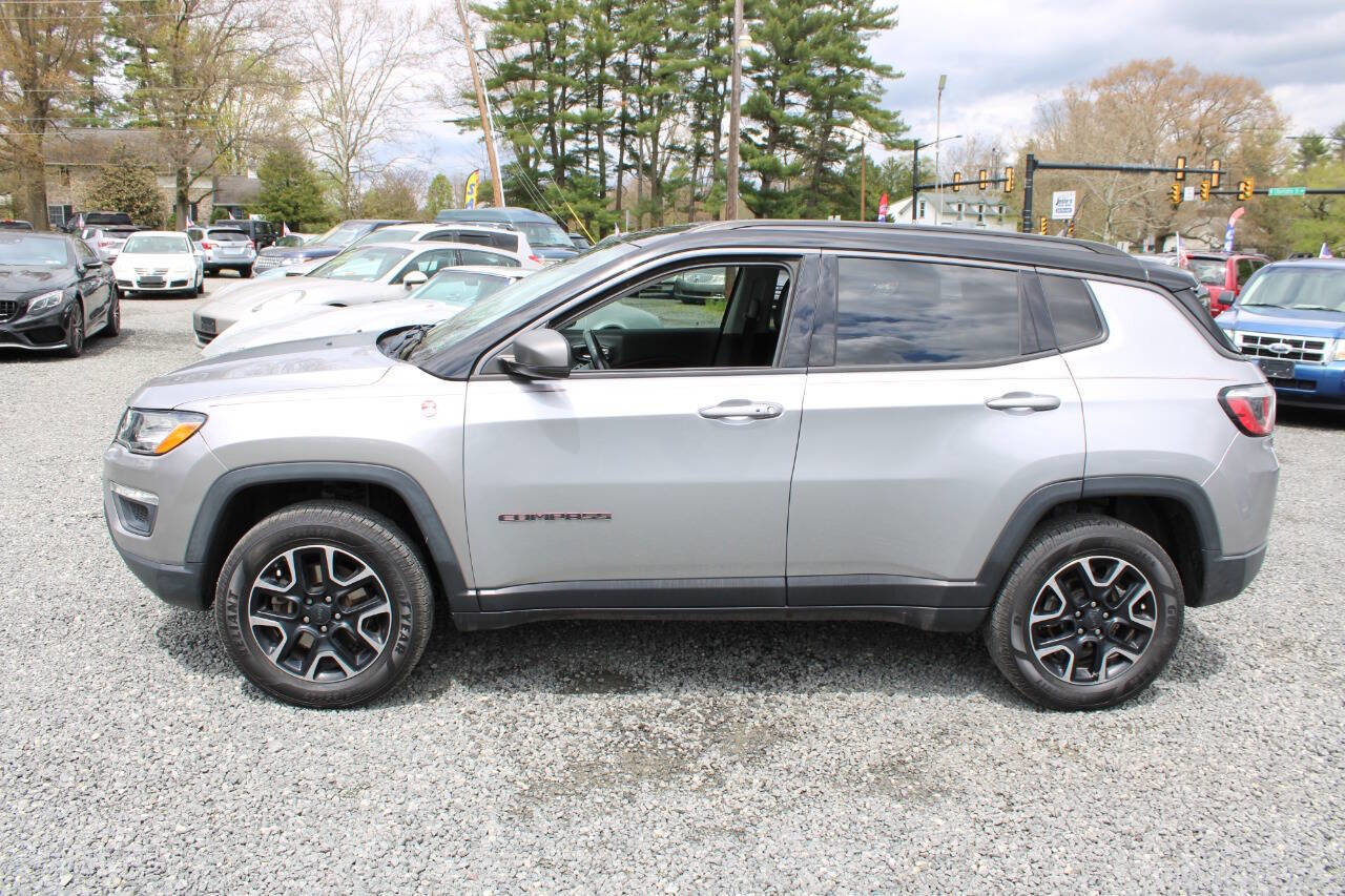 Used 2019 Jeep Compass Trailhawk AWD/4WD image 10