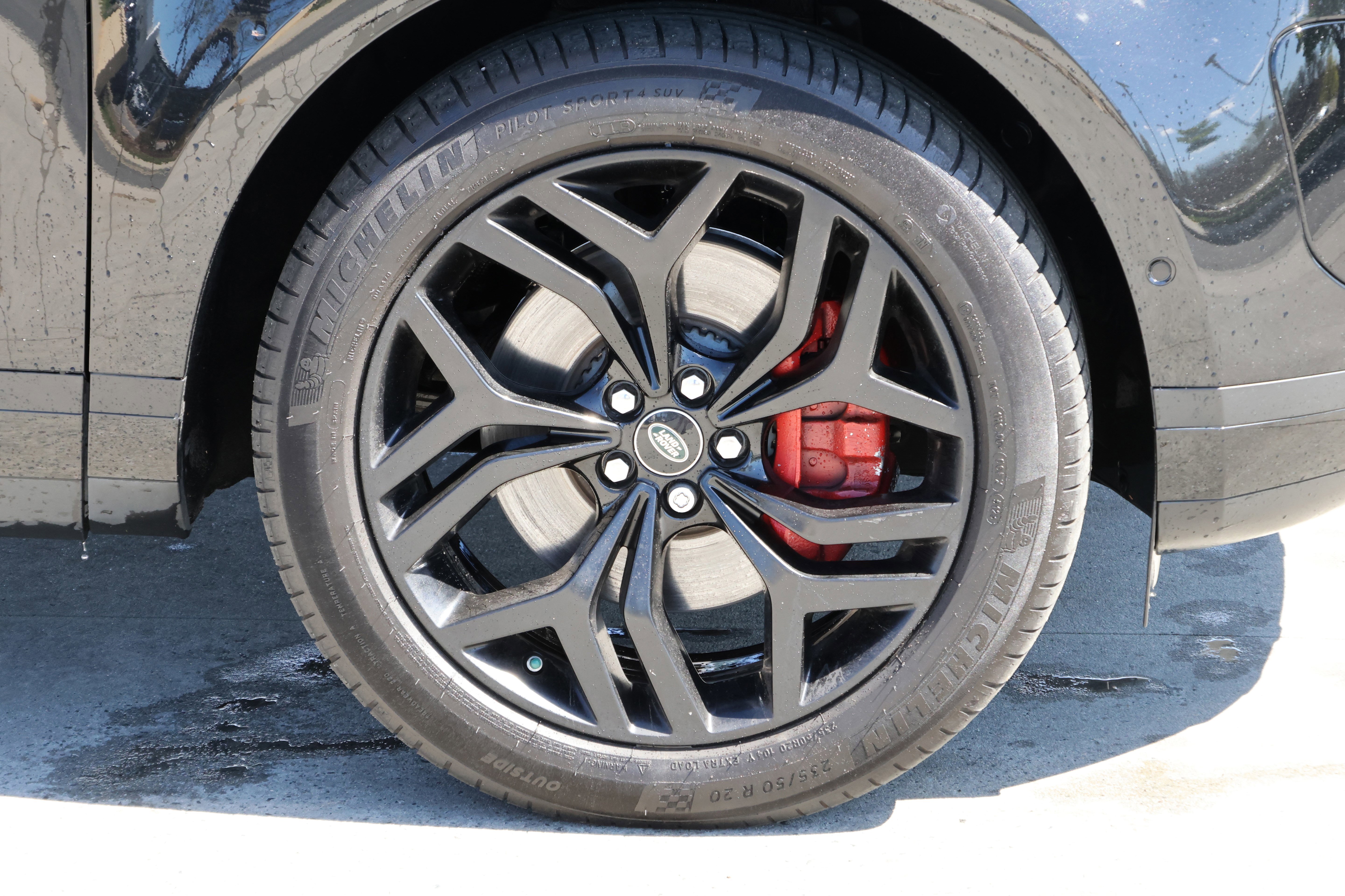 Used 2020 Land Rover Range Rover Evoque SE image 11