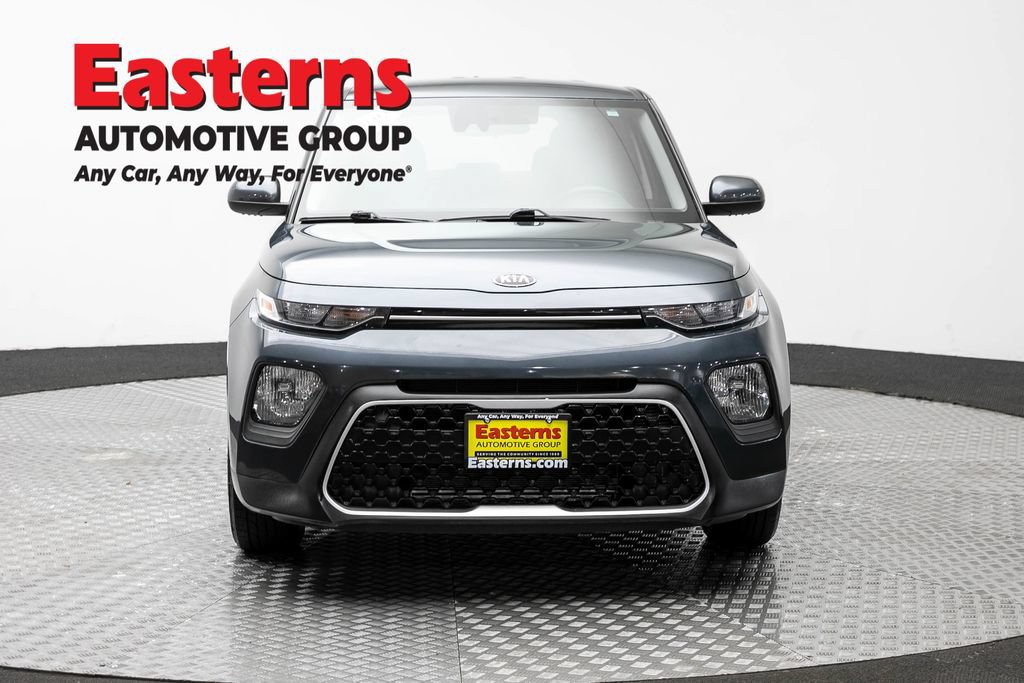 Used 2020 Kia Soul S FWD image 2