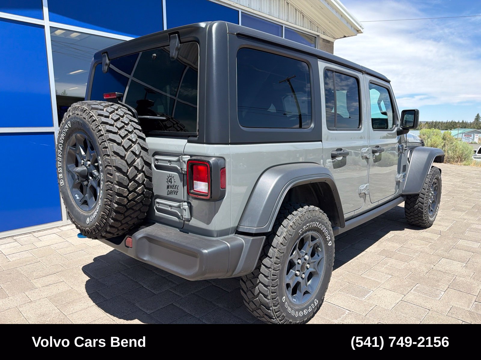 Used 2023 Jeep Wrangler Unlimited w/ 8.4" Radio Group AWD/4WD image 7