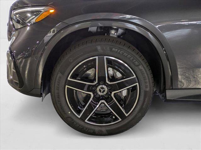 New 2025 Mercedes-Benz GLC 300 image 10