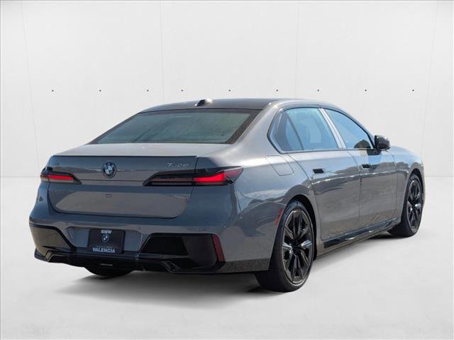New 2025 BMW 750e xDrive w/ Premium Package AWD/4WD image 2