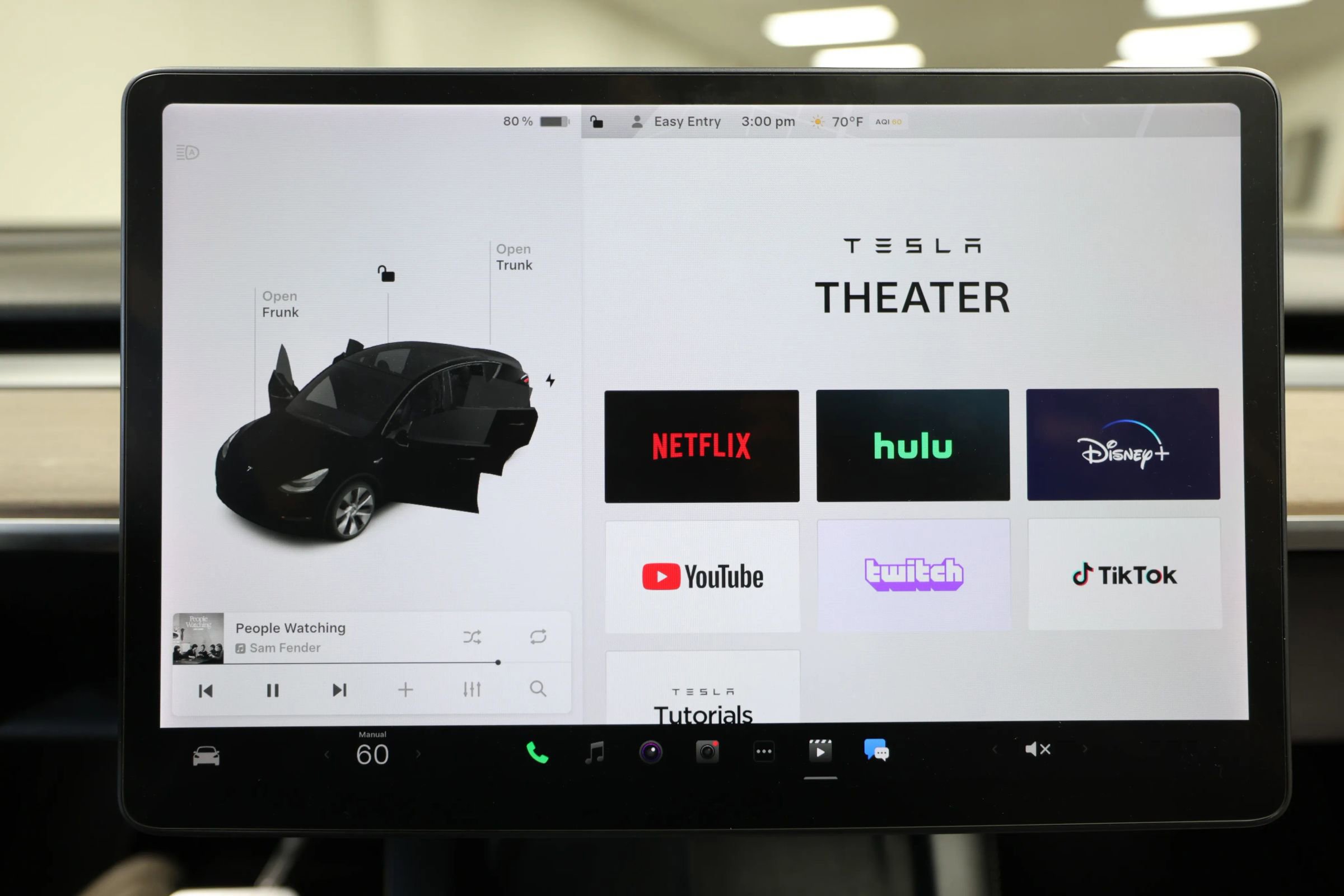 Used 2021 Tesla Model Y Long Range image 75