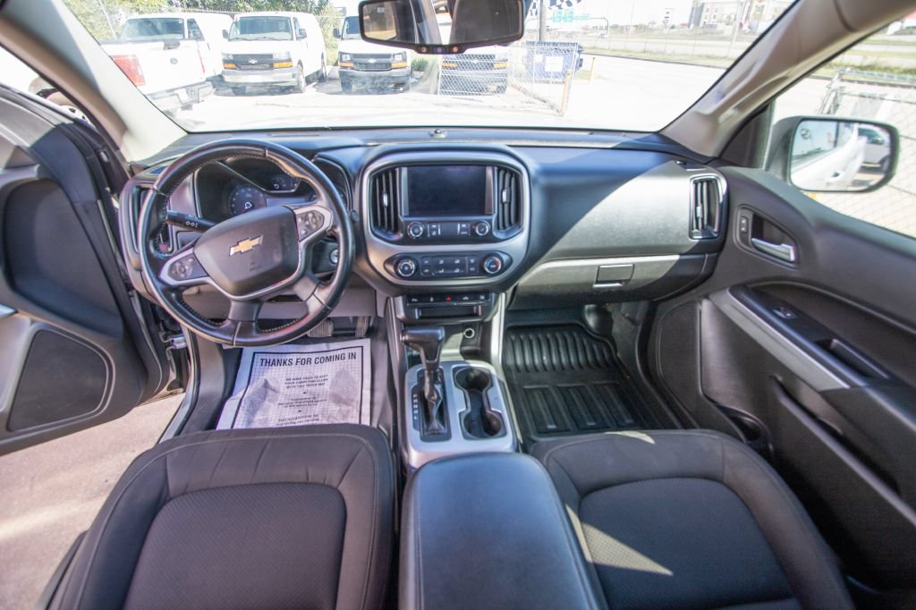 Used 2020 Chevrolet Colorado LT w/ Safety Package RWD image 27
