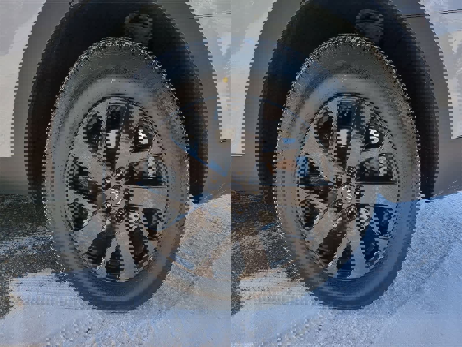 Used 2022 Kia Sorento S image 14