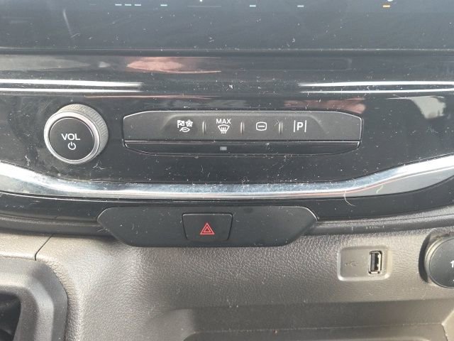 Used 2023 Ford Transit 350 XLT image 24