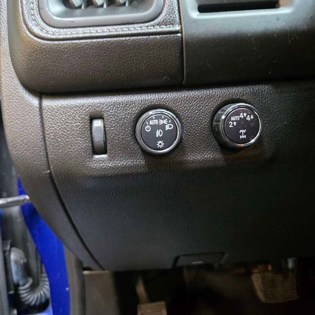 Used 2018 GMC Canyon SLE w/ SLE Convenience Package image 21