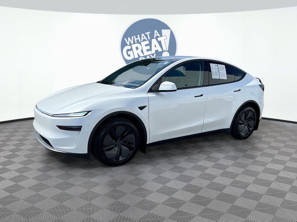 Used 2026 Tesla Model Y Long Range image 1
