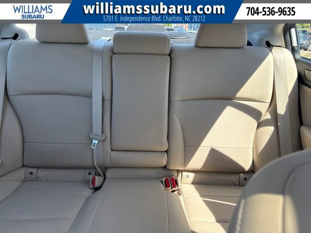 Used 2017 Subaru Legacy 2.5i Limited AWD/4WD image 15