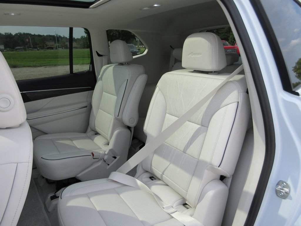 New 2027 Buick Enclave Avenir AWD/4WD image 10