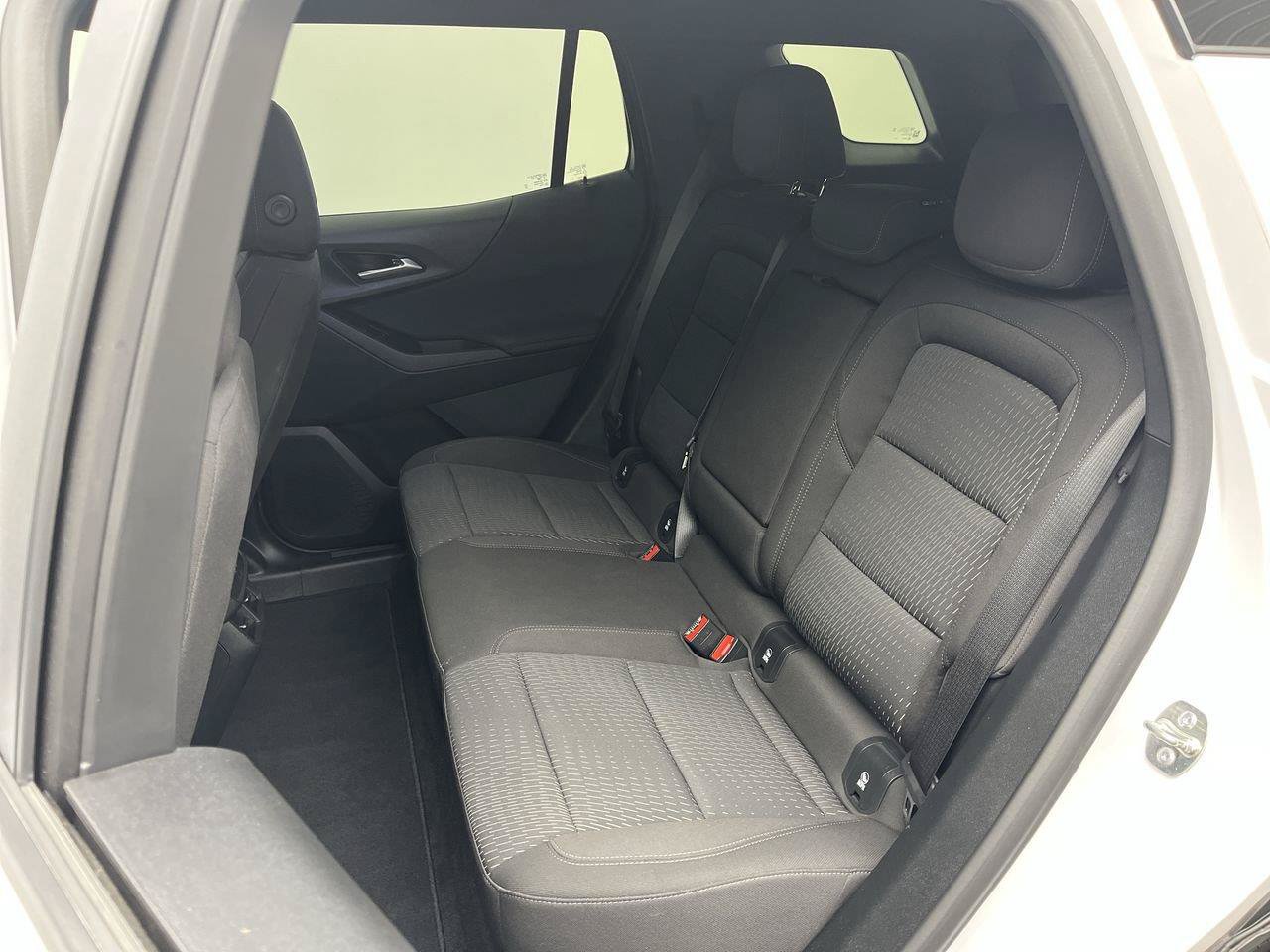 Certified 2026 Chevrolet Equinox LT AWD/4WD image 11