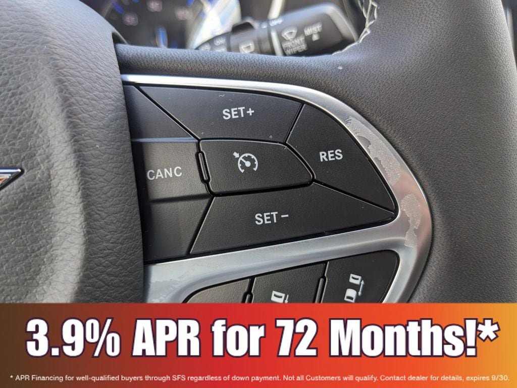 New 2026 Chrysler Pacifica Select FWD image 13