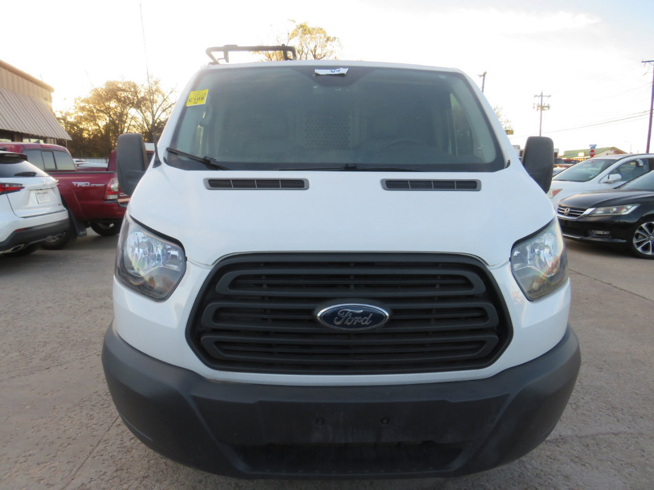 Used 2018 Ford Transit 250 130 Low Roof image 2
