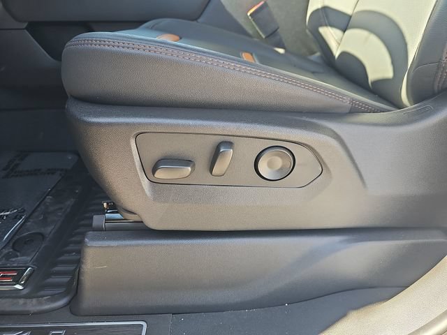 New 2026 GMC Sierra 2500 AT4 w/ Technology Package AWD/4WD image 21