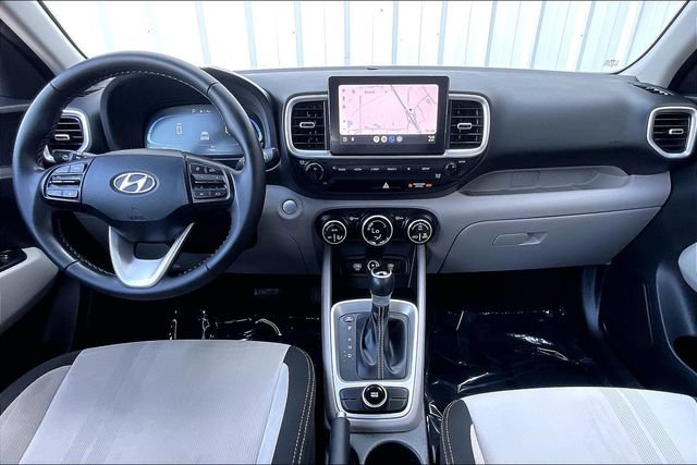 Certified 2024 Hyundai Venue SEL FWD image 15