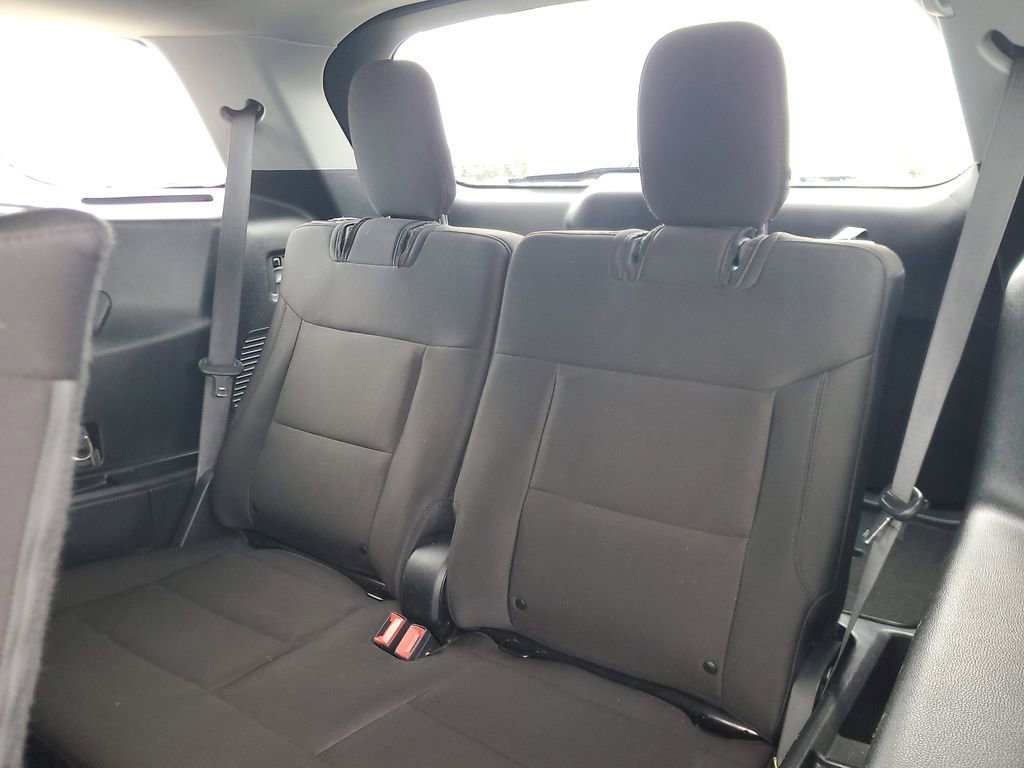 Used 2022 Ford Explorer XLT RWD image 9