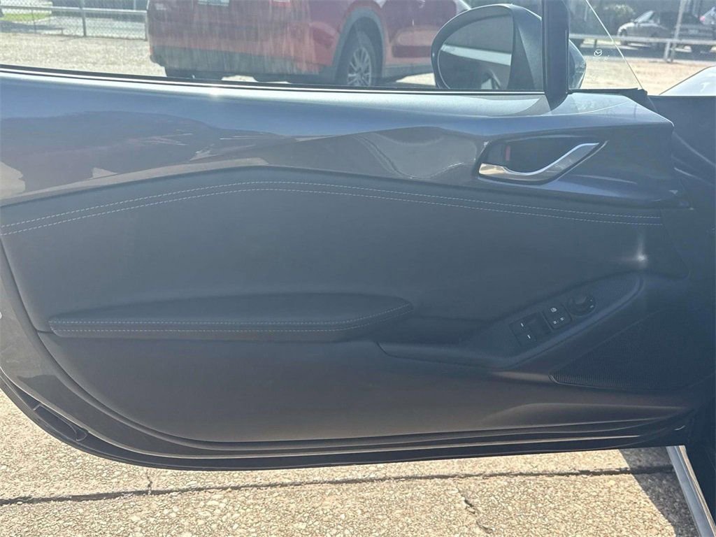 New 2025 MAZDA MX-5 Miata RF Grand Touring image 10