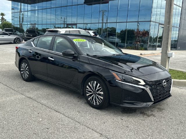 Certified 2023 Nissan Altima 2.5 SV FWD image 5