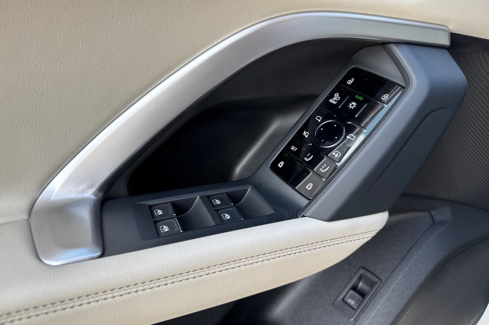 New 2025 Audi Q5 Premium Plus image 8