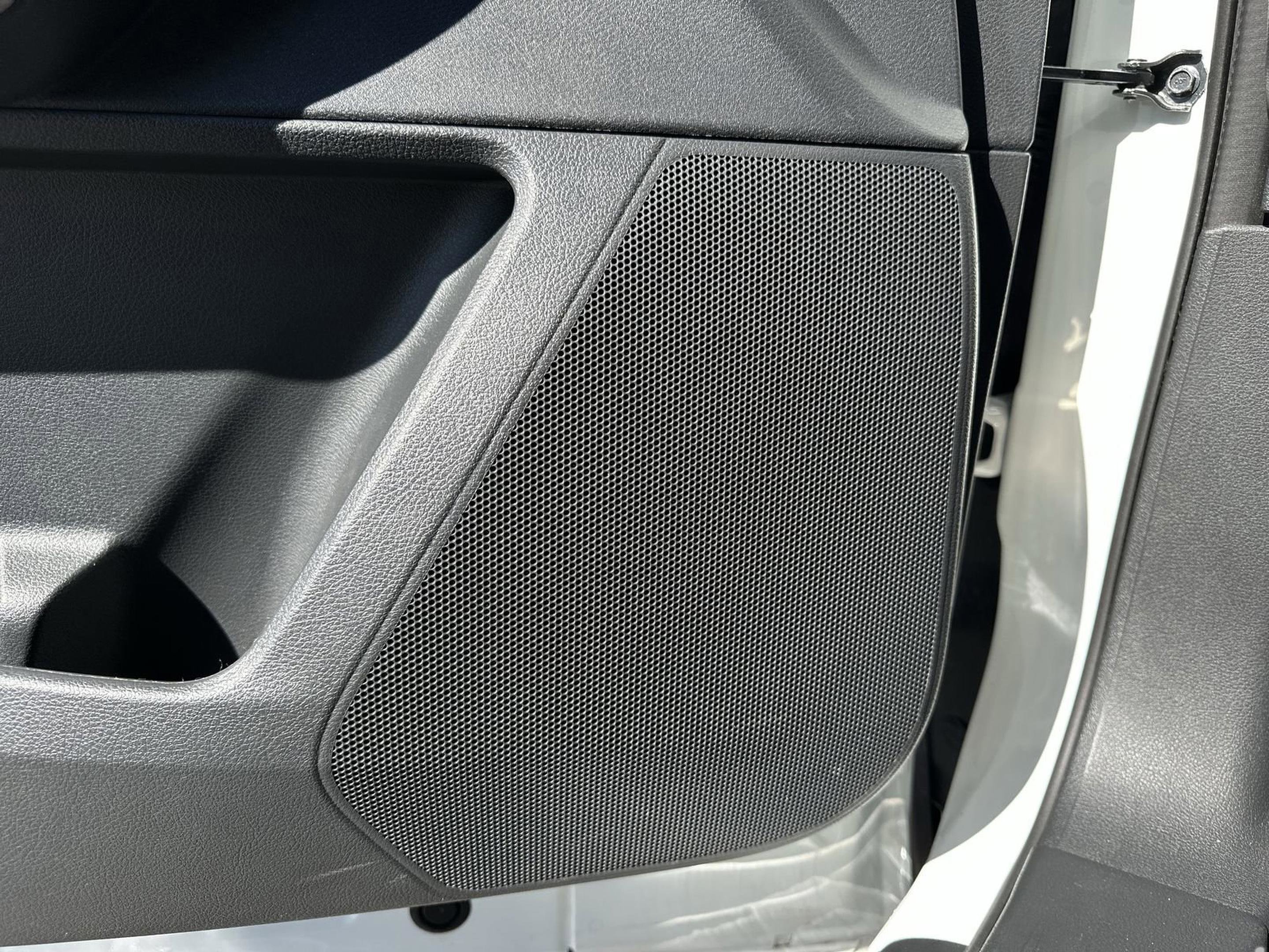 Used 2024 Nissan Pathfinder Platinum image 13