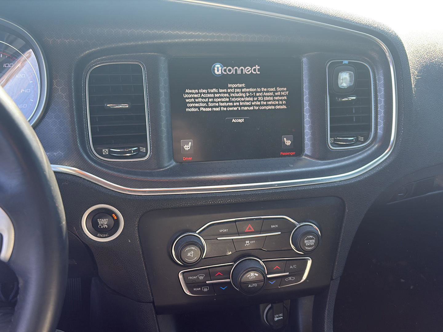 Used 2016 Dodge Charger R/T image 9