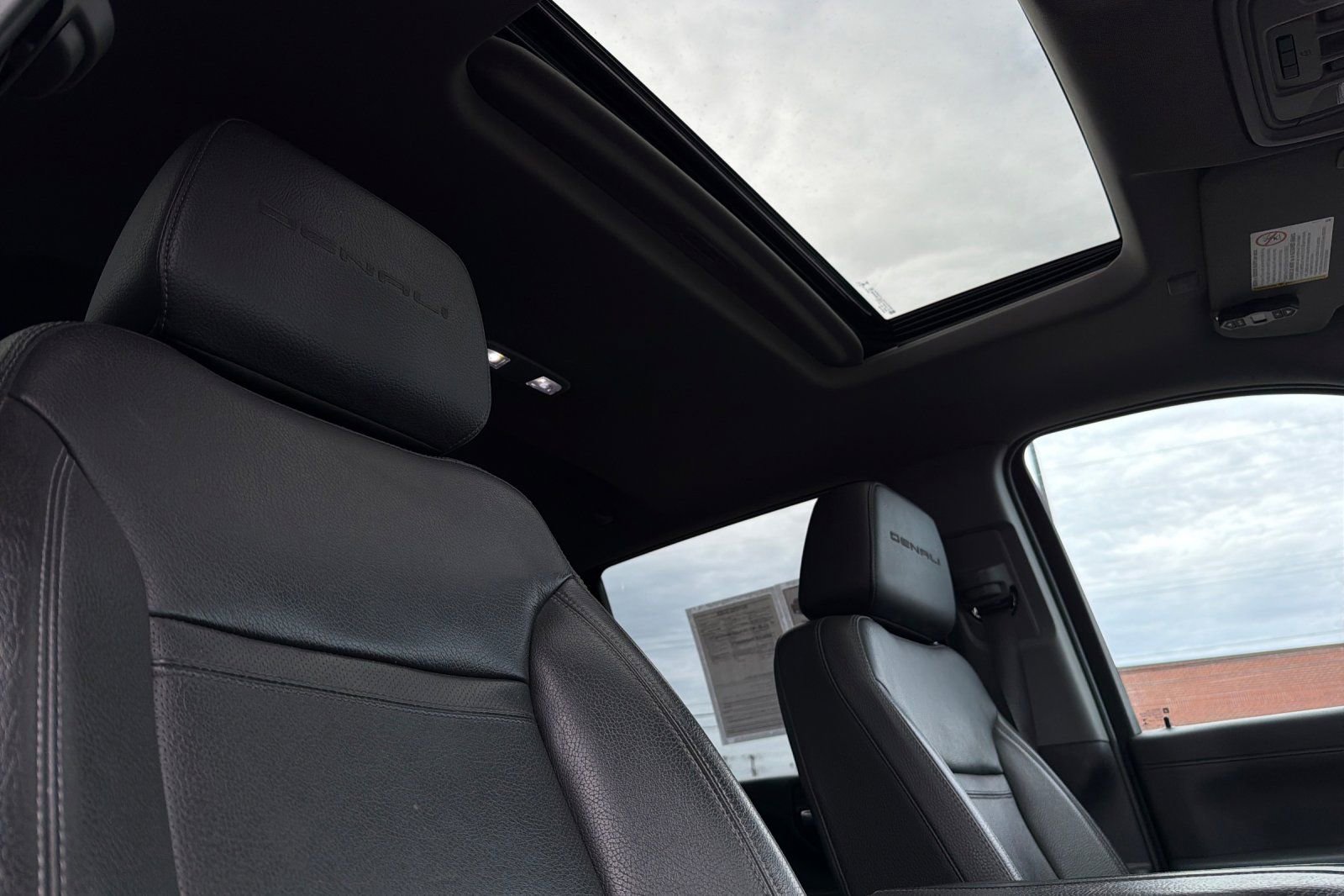 Used 2023 GMC Sierra 2500 Denali image 19