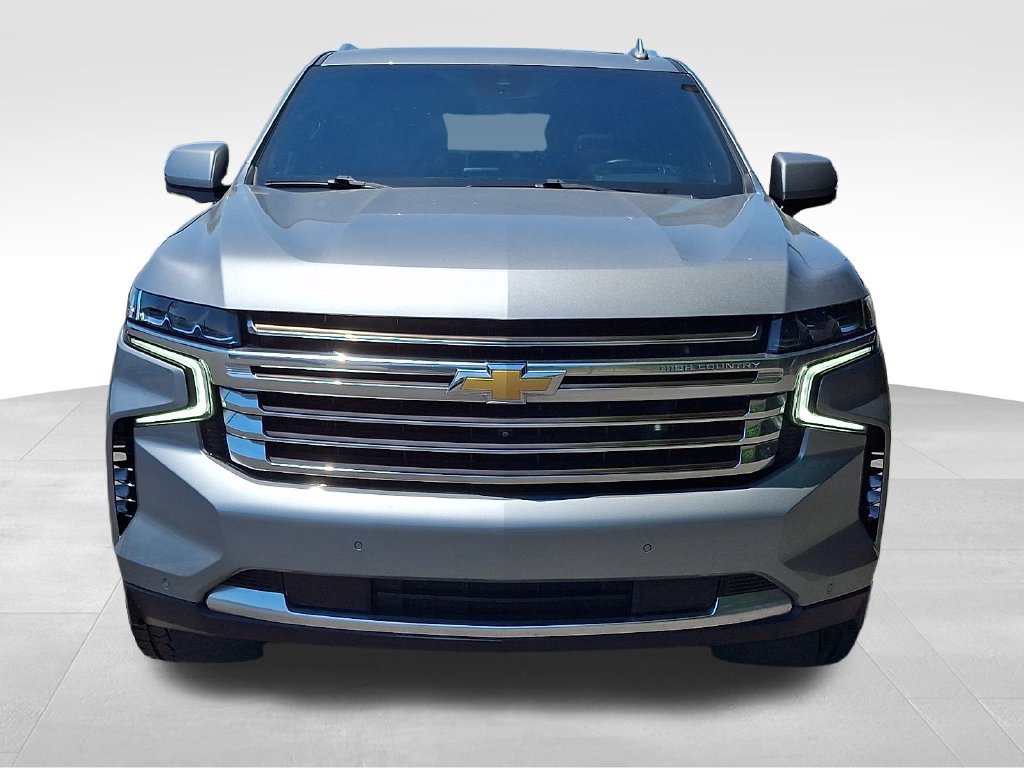 Used 2024 Chevrolet Tahoe High Country w/ Premium Package 2 AWD/4WD image 2