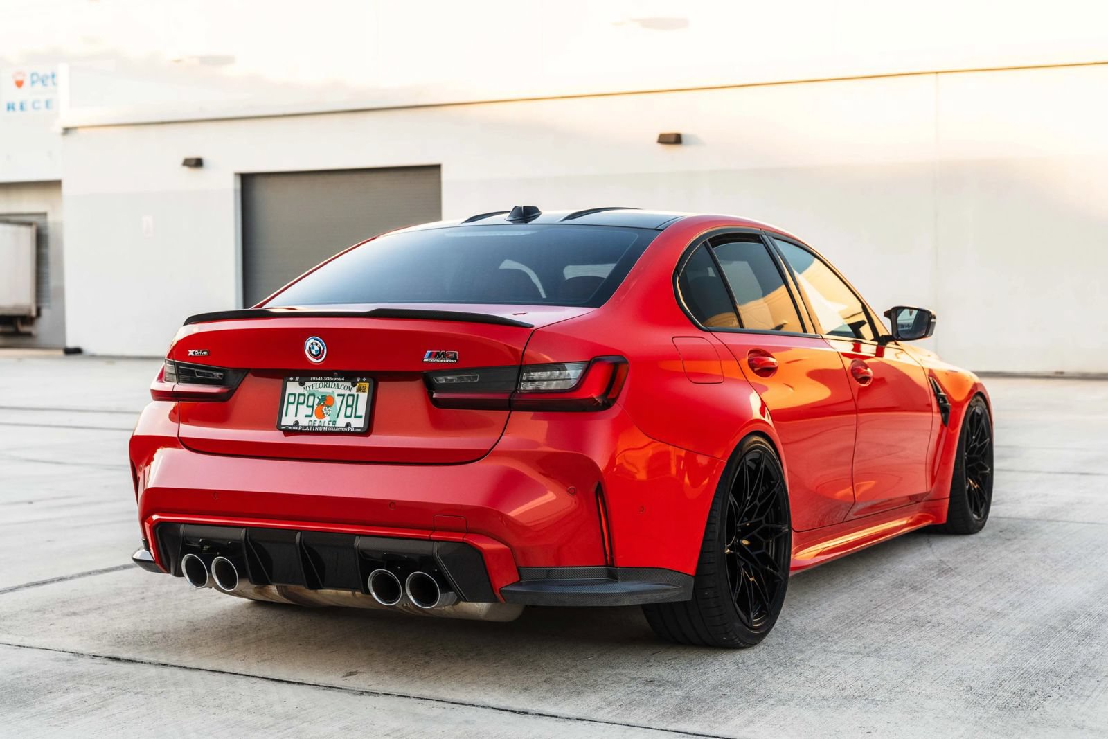 Used 2023 BMW M3 Competition w/ M Carbon Exterior Package AWD/4WD image 17