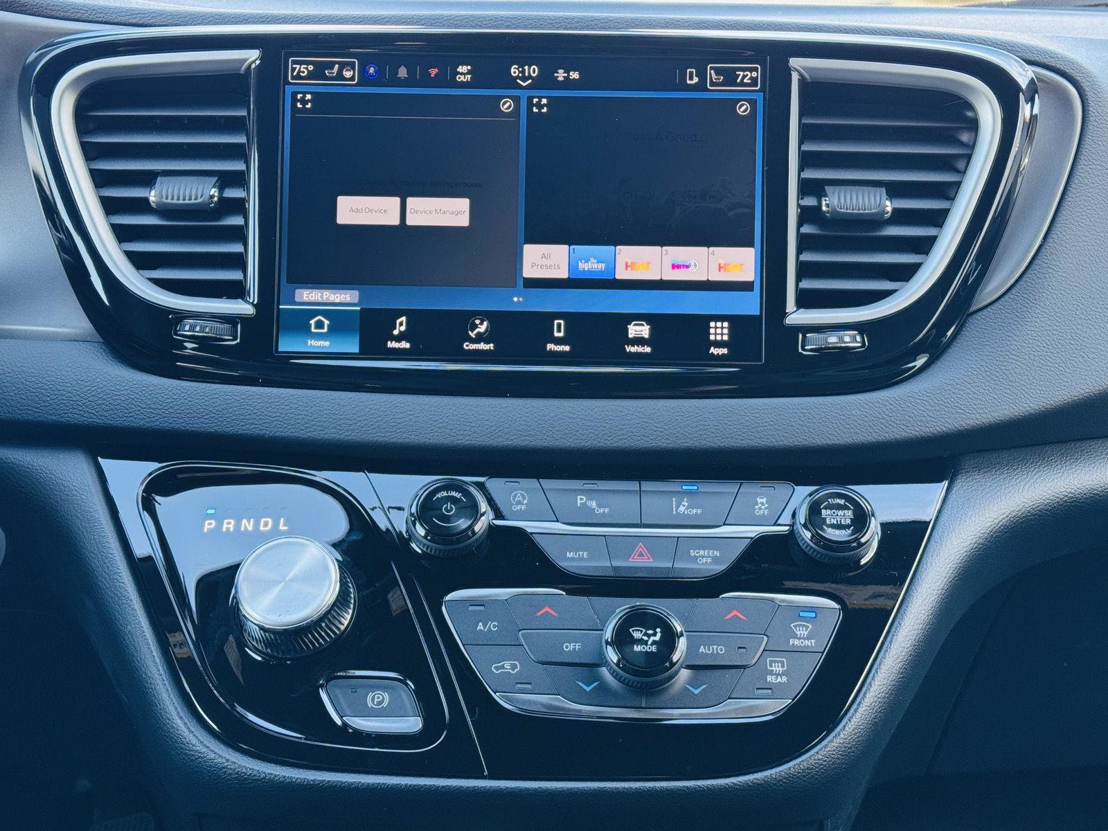 New 2026 Chrysler Voyager LX FWD image 24