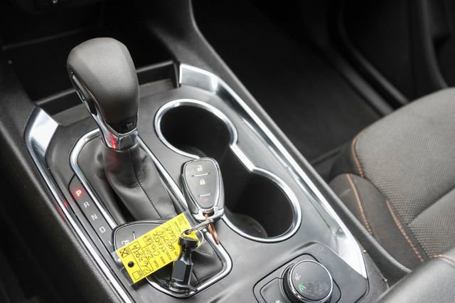 Used 2021 Chevrolet Traverse LS FWD image 21