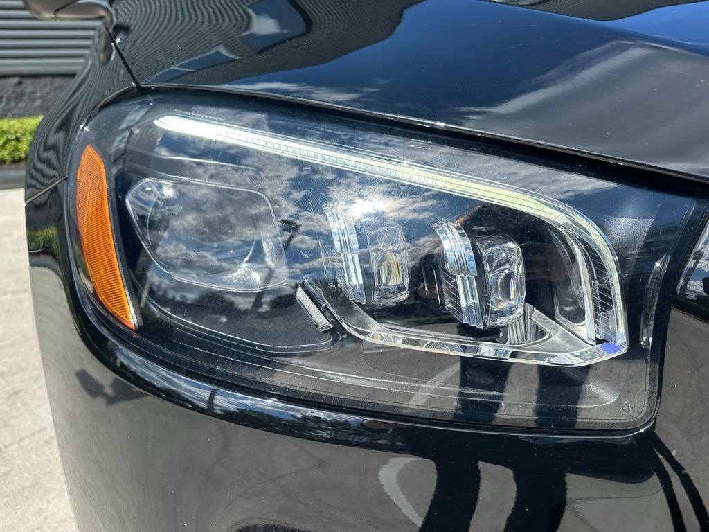 Used 2023 Mercedes-Benz GLS 450 4MATIC image 13