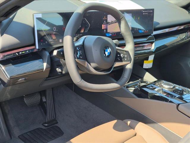 New 2027 BMW 530i RWD image 3