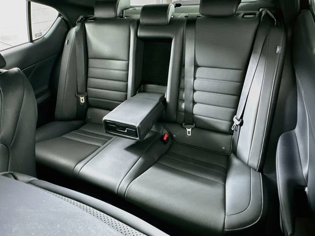 Used 2021 Lexus IS 350 F Sport w/ Navigation Package RWD image 11