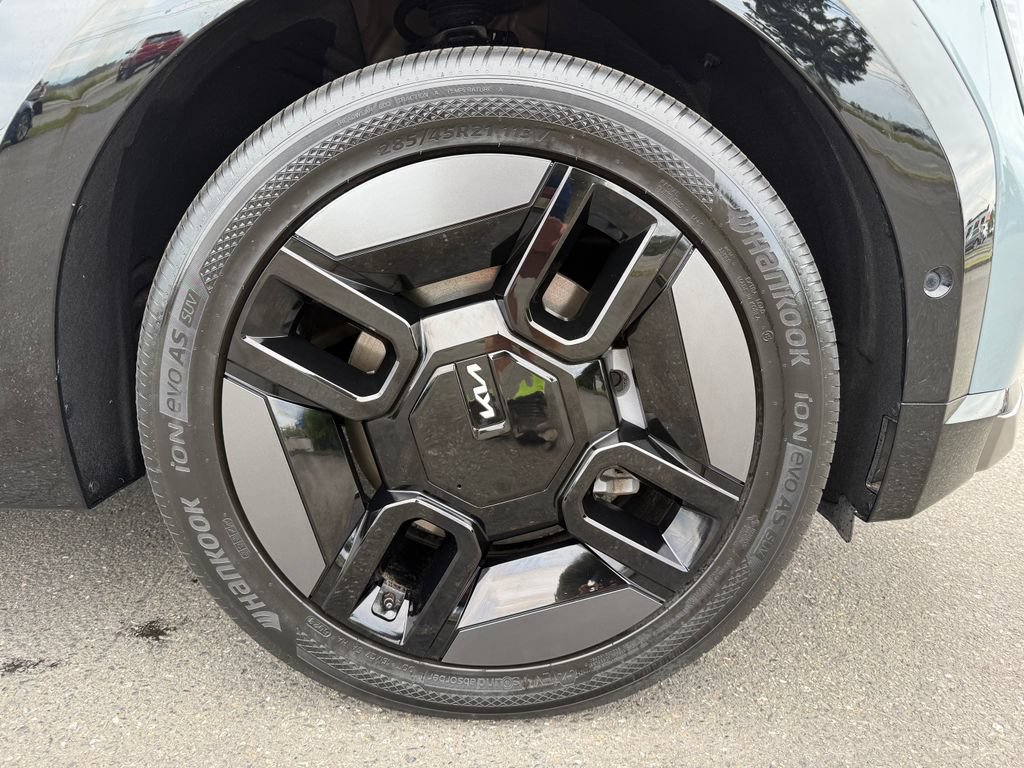Certified 2024 Kia EV9 GT-Line AWD/4WD image 9