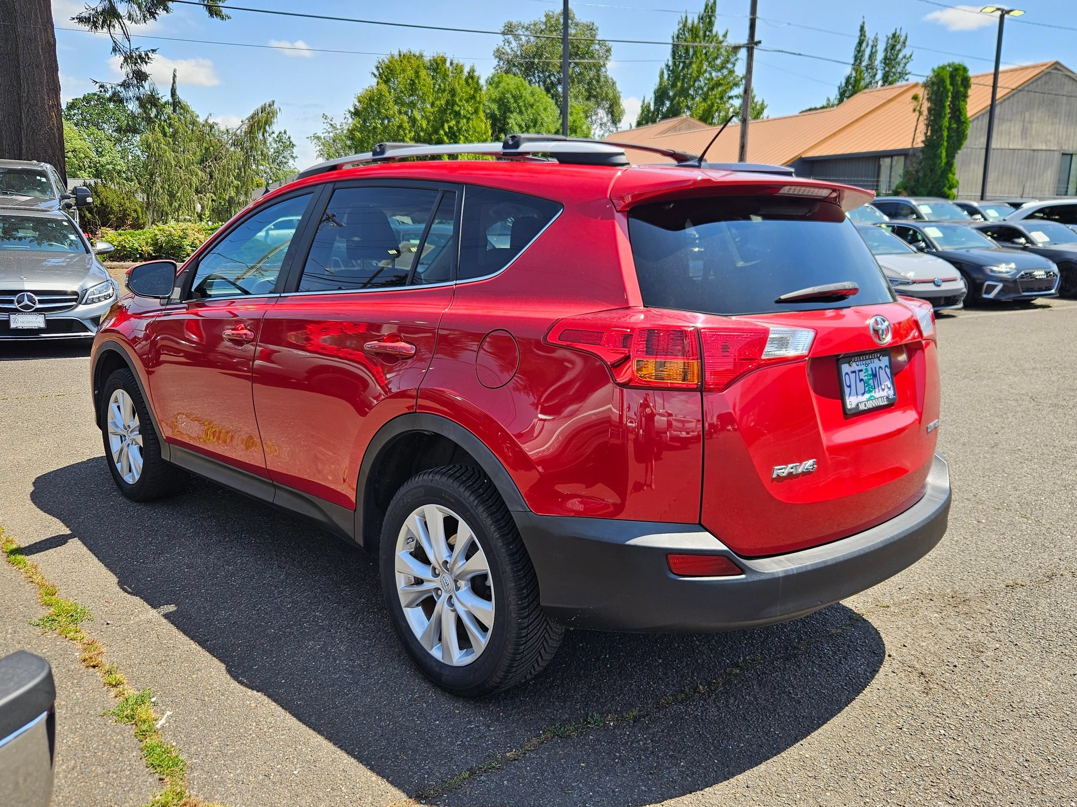 Used 2013 Toyota RAV4 Limited FWD image 3