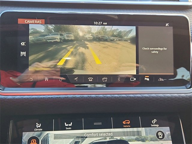 Used 2018 Land Rover Range Rover Velar R-Dynamic SE image 15