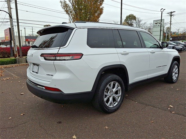 Used 2022 Jeep Grand Cherokee L Limited image 6