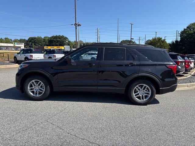 New 2027 Ford Explorer Active w/ Active Comfort Package RWD image 7